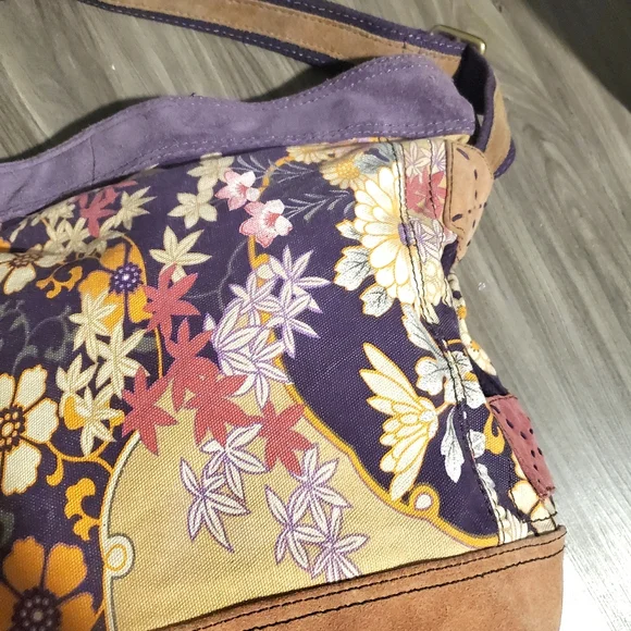 LUCKY Floral Canvas Suede Tote Bag - Picture 3 of 15